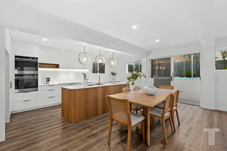 Third view of Homely house listing, 2 Danina Street, Mansfield QLD 4122