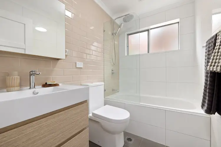 Sixth view of Homely apartment listing, 2/6 Kempsey Close, Dee Why NSW 2099