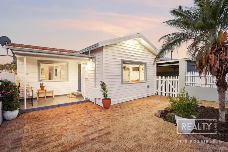 216 Holbeck Street, Doubleview WA 6018