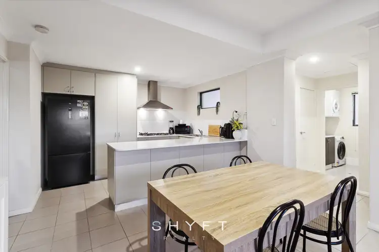 4/12 Wadhurst Road