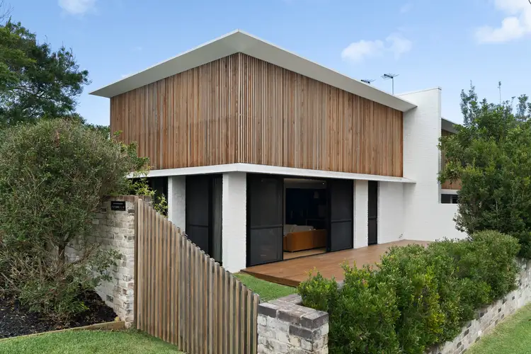 1/2 Yuruga Avenue, Caringbah South NSW 2229
