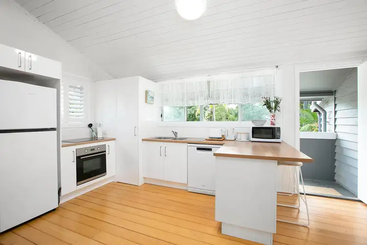 215 Lakes Creek Road, Berserker QLD 4701