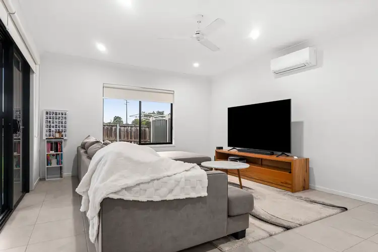 Seventh view of Homely semi-detached listing, 1a Downing Lane, Woongarrah NSW 2259