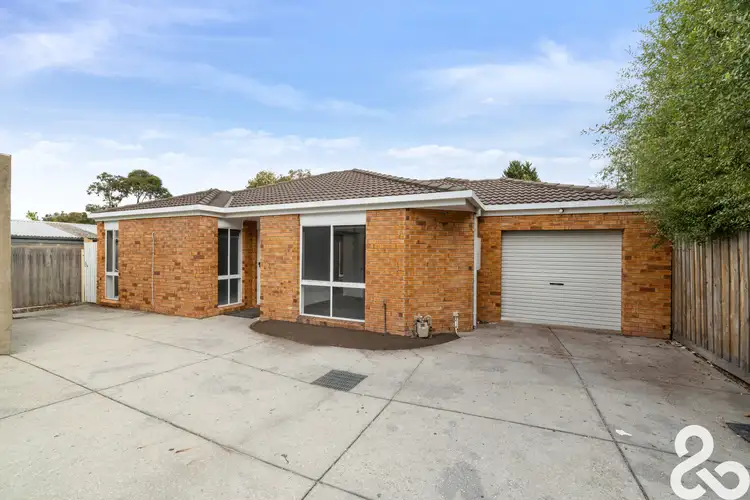 Main view of Homely unit listing, 2/156 Casey Drive, Lalor VIC 3075