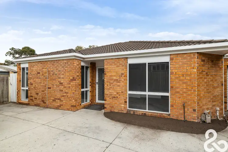 Second view of Homely unit listing, 2/156 Casey Drive, Lalor VIC 3075