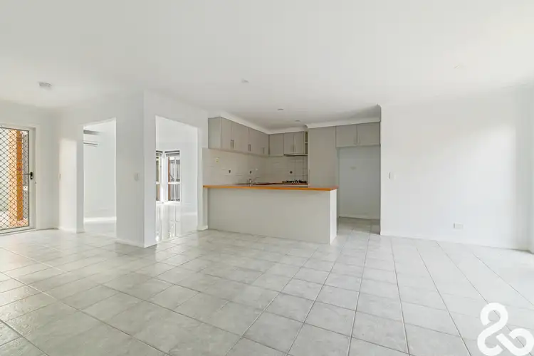 Fourth view of Homely unit listing, 2/156 Casey Drive, Lalor VIC 3075