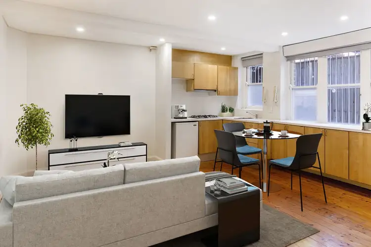 Main view of Homely unit listing, 7/7 Greenknowe Avenue, Elizabeth Bay NSW 2011