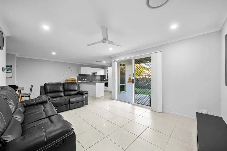 Fourth view of Homely townhouse listing, 27/28 Diane Court, Calamvale QLD 4116