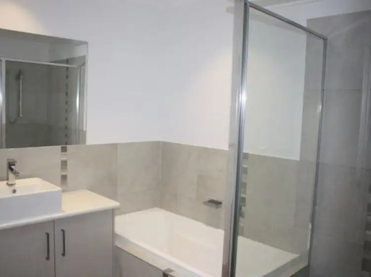 Fourth view of Homely semi-detached listing, 1/18 Banksia Drive, Raceview QLD 4305