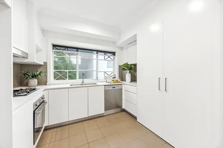 Third view of Homely apartment listing, 7/10 William Street, Double Bay NSW 2028