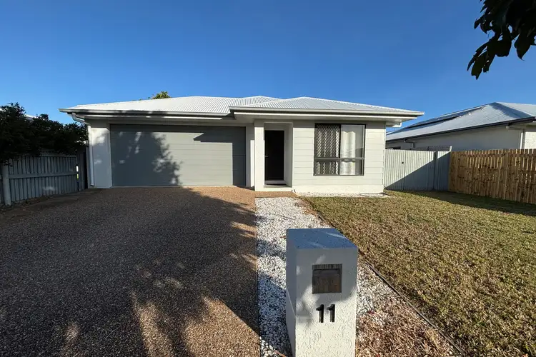 11 Blackthorn Street, Mount Low QLD 4818