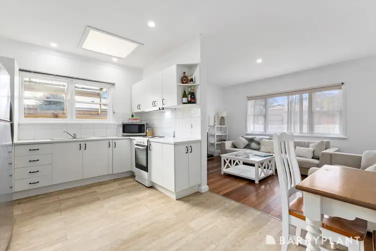 Third view of Homely house listing, 2/8 Cherylnne Crescent, Kilsyth VIC 3137