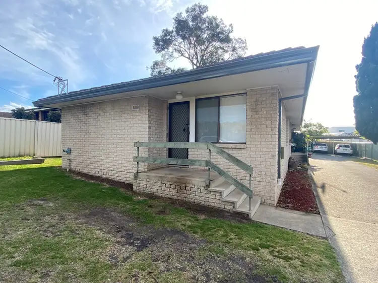 Main view of Homely unit listing, 1/17 David Avenue, Oak Flats NSW 2529