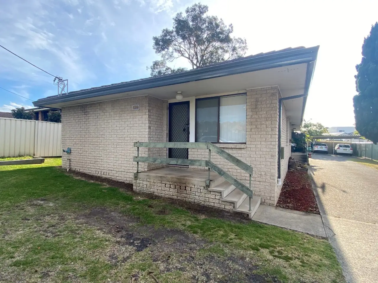 Main view of Homely unit listing, 1/17 David Avenue, Oak Flats NSW 2529