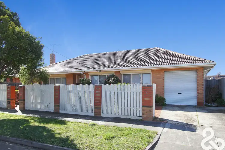 28 Eagle Avenue, Kingsbury VIC 3083