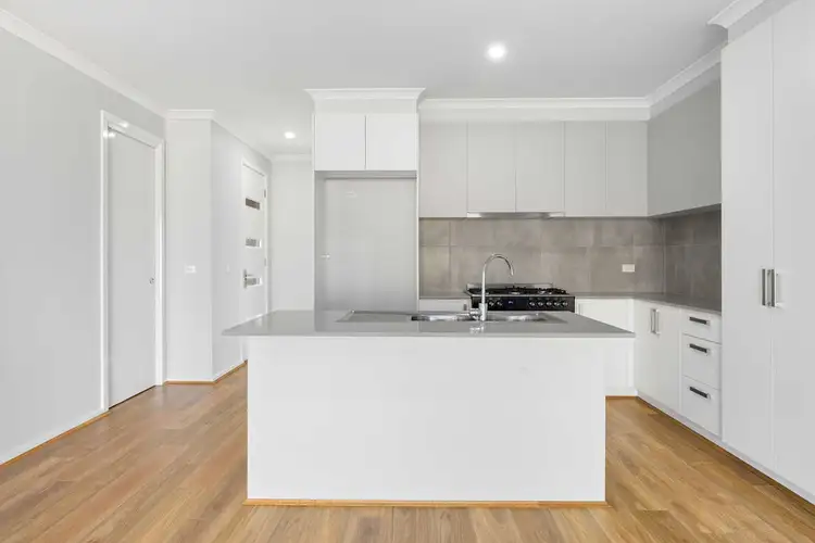 2/1 McDowell Street, Rosebud VIC 3939