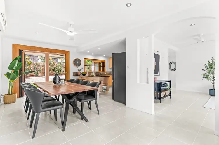 Sixth view of Homely house listing, 8 Tanganelli Close, Kanimbla QLD 4870