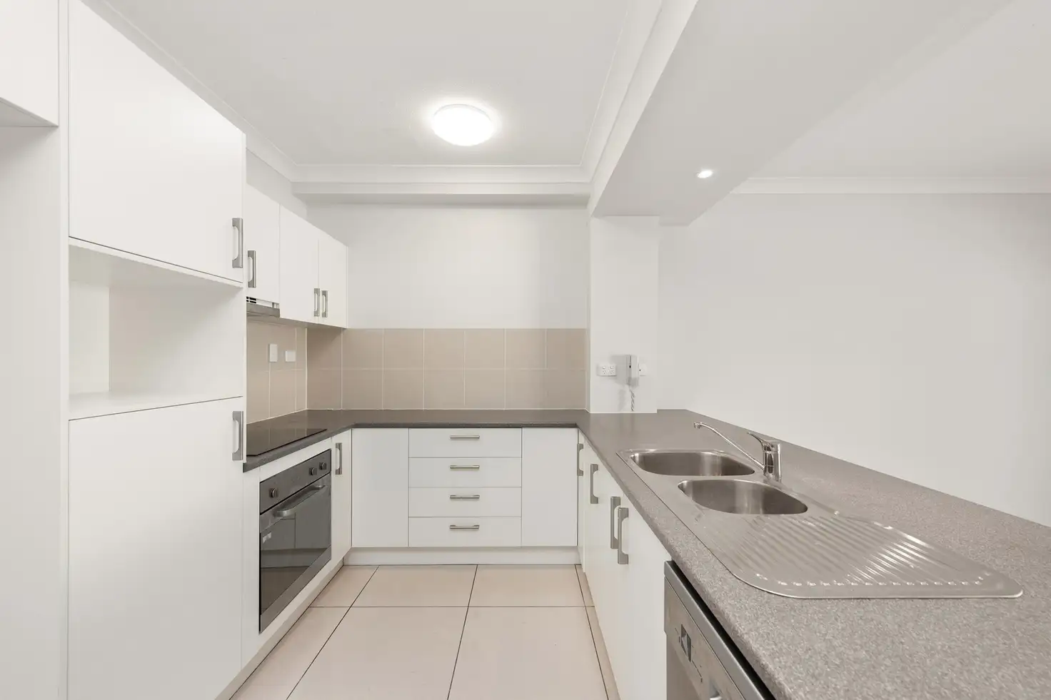 Main view of Homely unit listing, 6/148 Cavendish Road, Coorparoo QLD 4151
