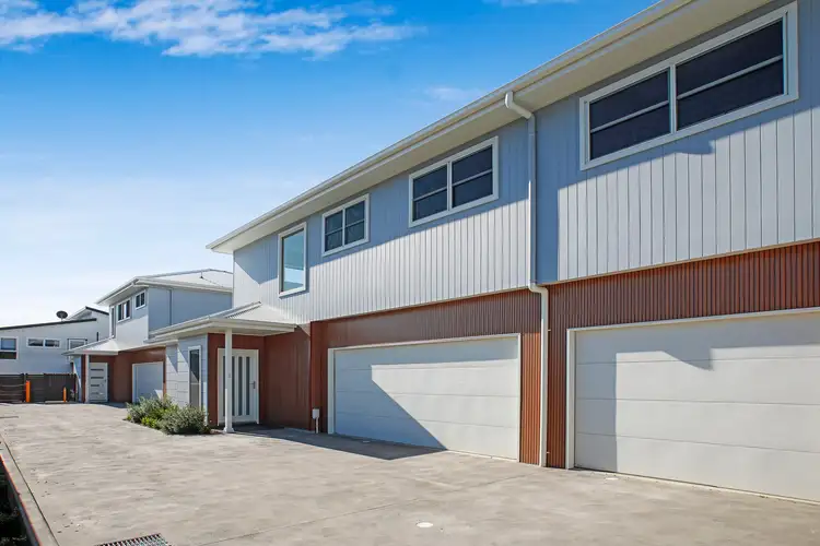 Main view of Homely townhouse listing, 2/36 Griffiths Street, Oak Flats NSW 2529