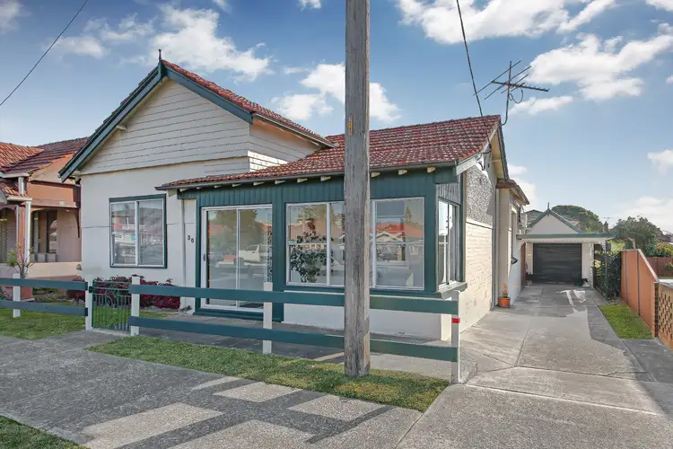 30 General Holmes Drive