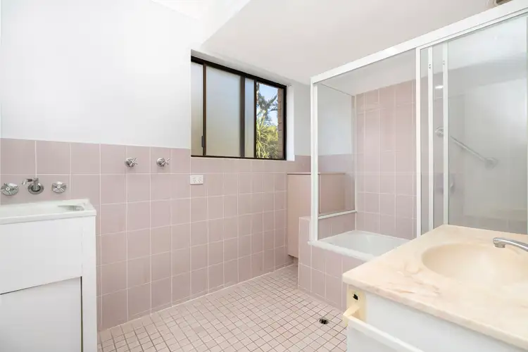 Sixth view of Homely unit listing, 3/42 Macaulay Street, Coorparoo QLD 4151