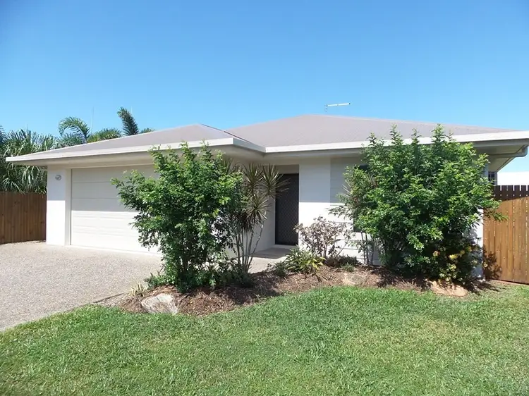 10 Hillary Drive, Smithfield QLD 4878