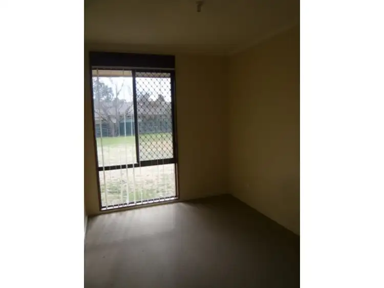Fifth view of Homely house listing, 10 Moorshead Place, Kelso NSW 2795