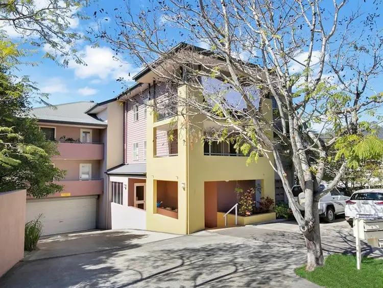 6/24 McLay Street, Coorparoo QLD 4151