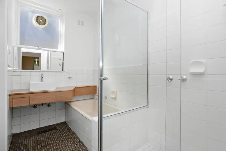 Fourth view of Homely apartment listing, 1/7 Herbert Street, St Kilda VIC 3182