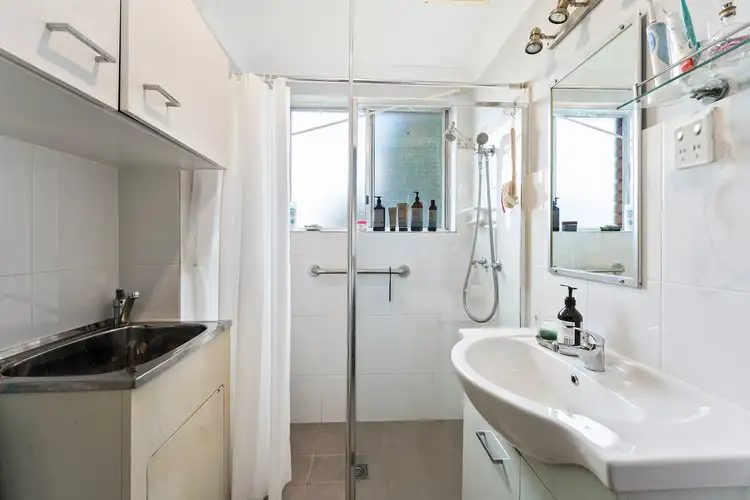 Fifth view of Homely apartment listing, 1/1 Lode Lane, Bellambi NSW 2518