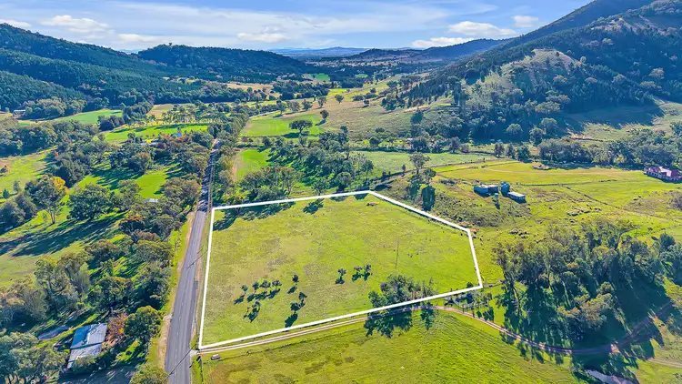 12 Drop Bear Lane, Tamworth NSW 2340