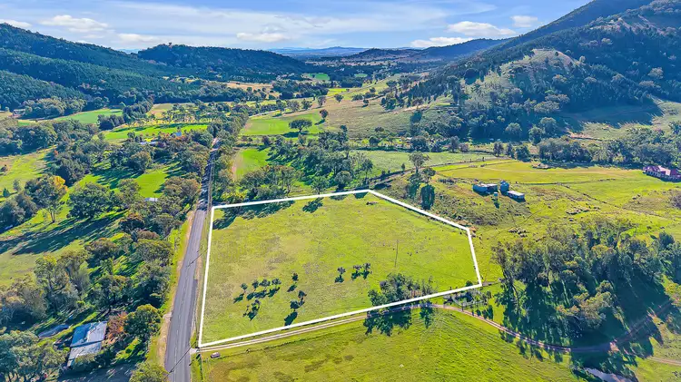 12 Drop Bear Lane, Tamworth NSW 2340