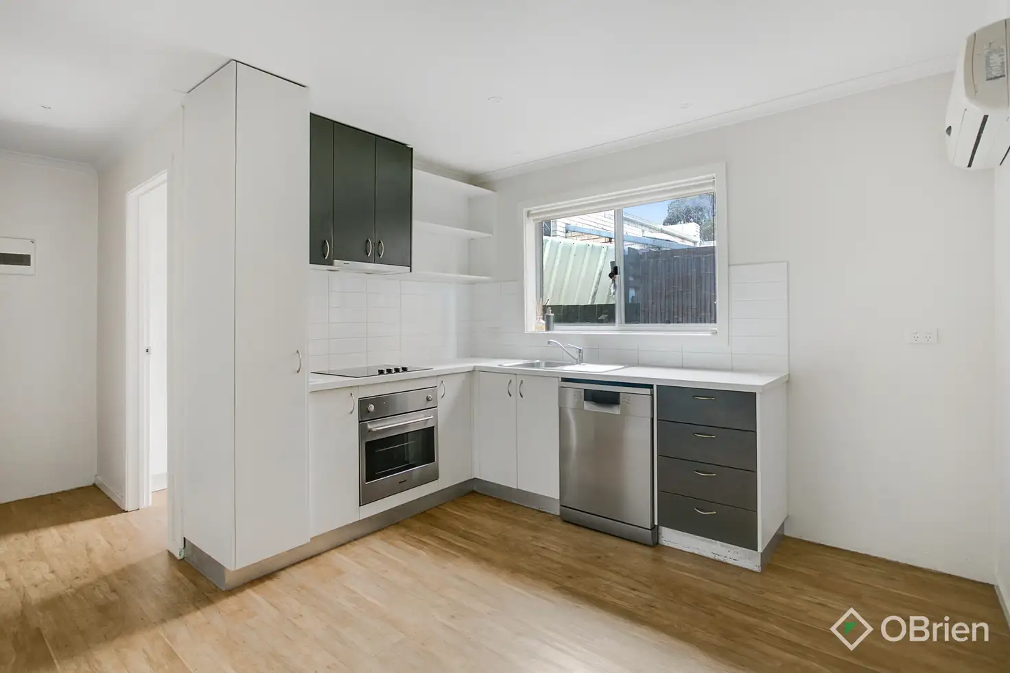 Main view of Homely apartment listing, 1/6 Fairway Street, Frankston VIC 3199