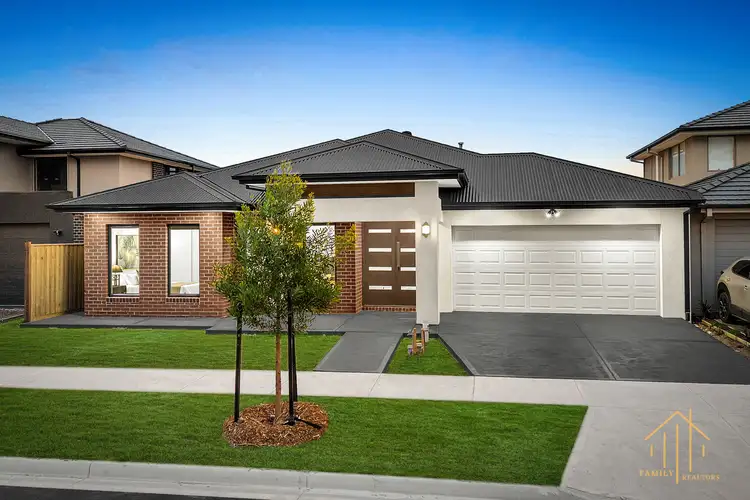 123 Villa Doria Drive, Clyde North VIC 3978