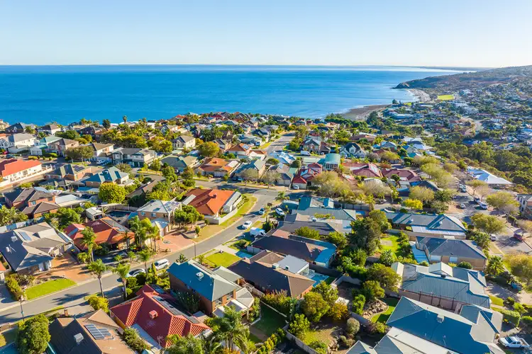 Fifth view of Homely house listing, 4 Brampton Court, Hallett Cove SA 5158