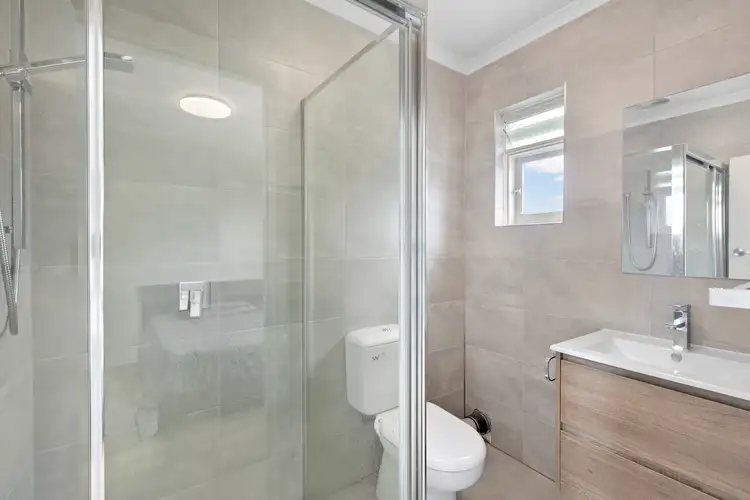 Fifth view of Homely apartment listing, 17/24 Tennyson Street, Elwood VIC 3184