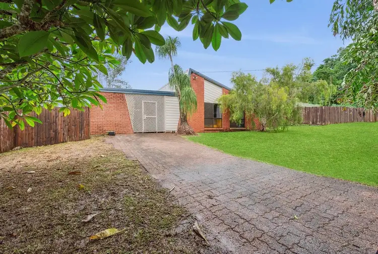 6 Goldwyn Close, White Rock QLD 4868