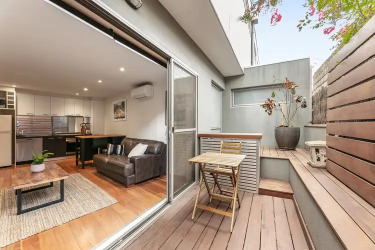 4/285 Barkly Street, St Kilda VIC 3182
