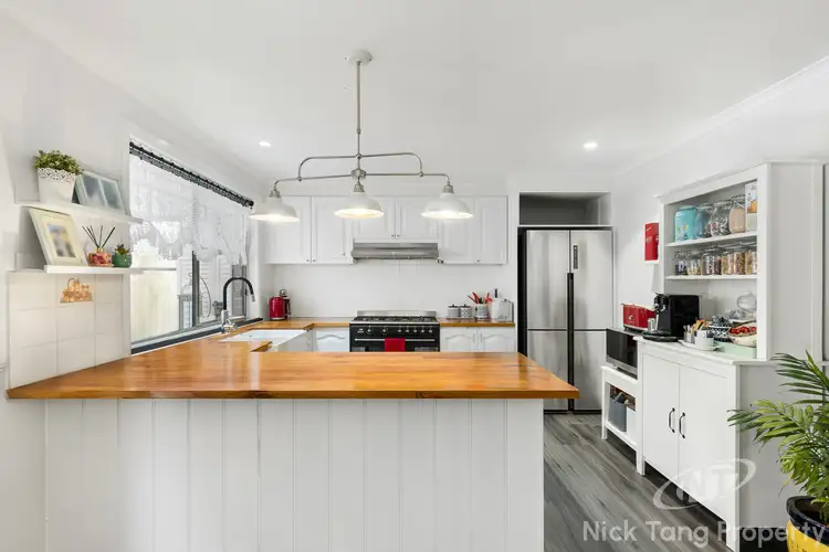 Fourth view of Homely house listing, 4 Susan Close, Narre Warren VIC 3805