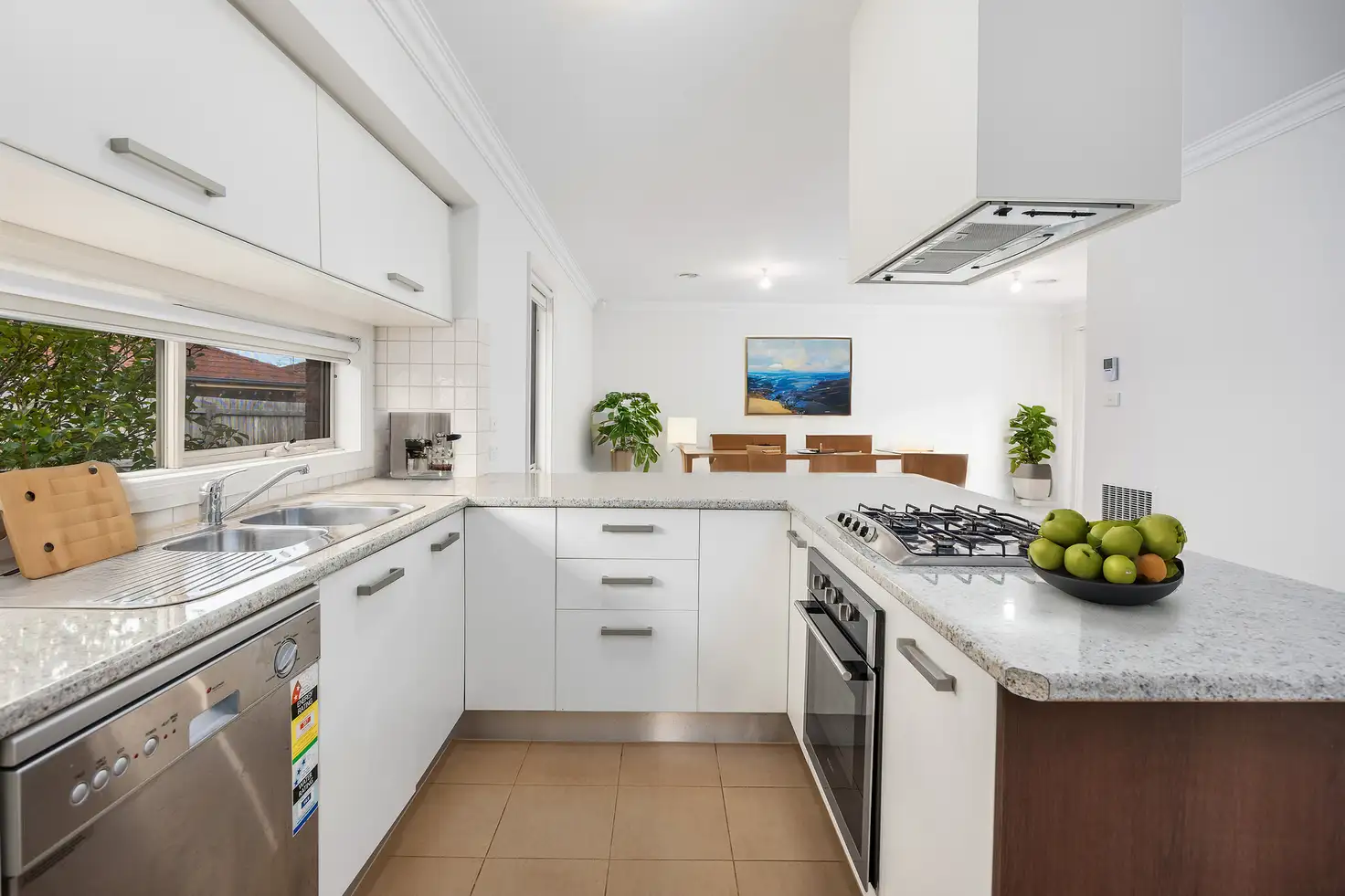 Main view of Homely unit listing, 2/76 Sycamore Road, Frankston South VIC 3199