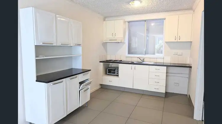 Fifth view of Homely unit listing, 2/325 Nepean Highway, Frankston VIC 3199