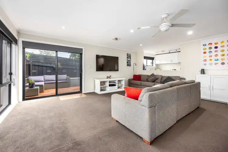 Third view of Homely house listing, 2 Hebe Court, Frankston North VIC 3200