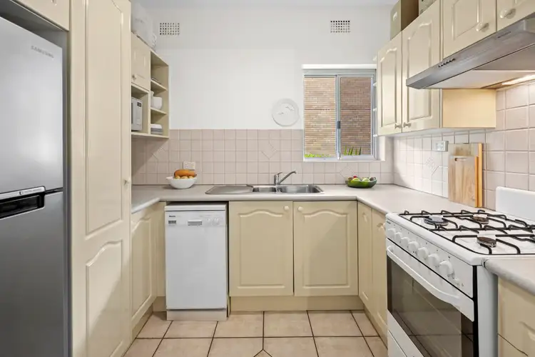 Third view of Homely apartment listing, 2/9 Stuart Street, Collaroy NSW 2097