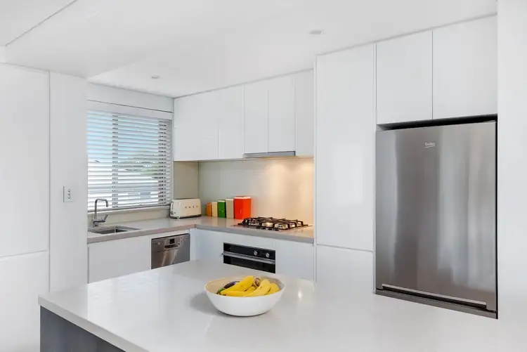 Third view of Homely apartment listing, 8/56 Wyadra Avenue, Freshwater NSW 2096