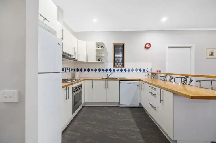 Third view of Homely house listing, 10 Endeavour Court, Coffin Bay SA 5607