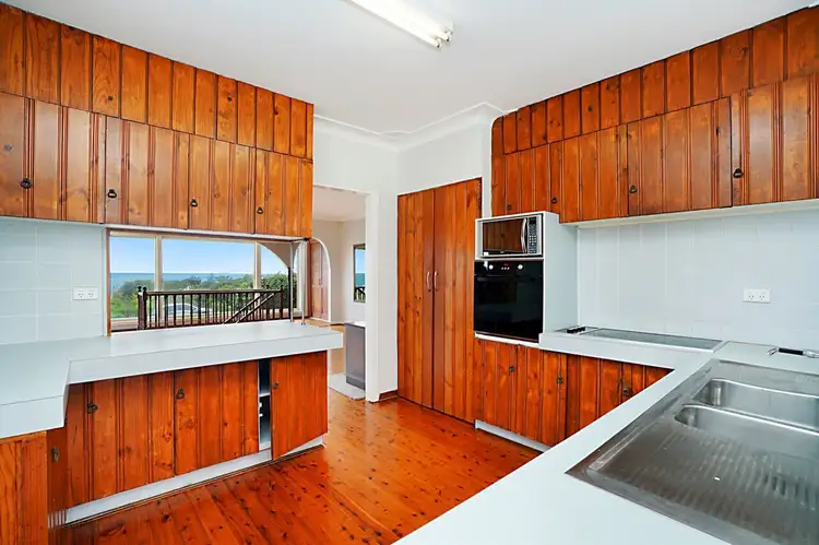 Fifth view of Homely house listing, 158 Caves Beach Road, Caves Beach NSW 2281