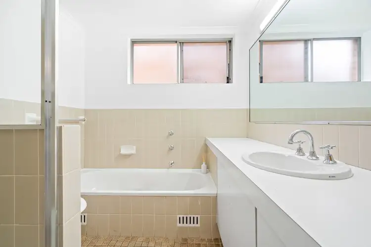 Fifth view of Homely apartment listing, 2/32 Trafalgar Street, Brighton-Le-Sands NSW 2216