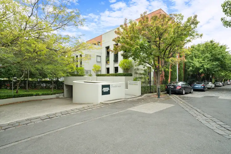 4/8 Webb Lane, East Melbourne VIC 3002