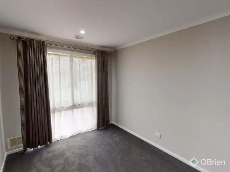 Fifth view of Homely house listing, 9 Hunter Court, Cranbourne North VIC 3977