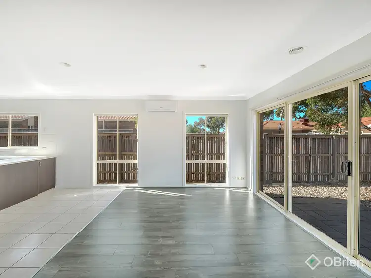 Fifth view of Homely house listing, 10 Kristian Drive, Hillside VIC 3037